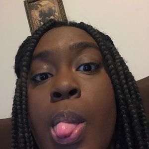 Meet your Posher, Ashlee